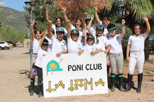 Participantes del Poni Club La Loma