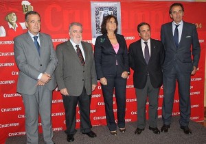 De izquierda a derecha: José M. Olmedo, Jesús Contreras, Carmen Tello, Rafael Rivas y Manuel Ruiz Rojas.