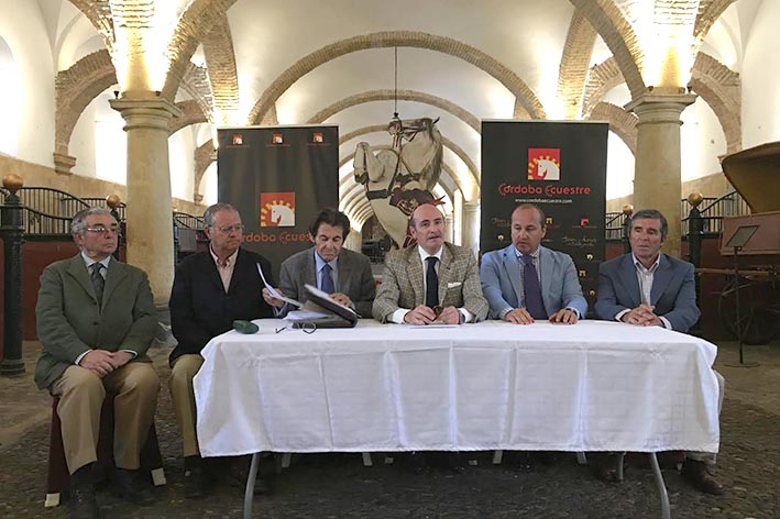 Rueda de prensa en Caballerizas Reales de Córdoba. Foto: Ramón Azañón.